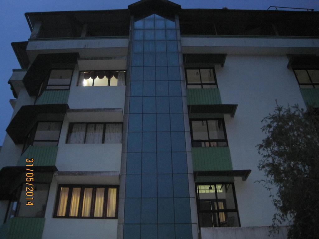 Poopada Hotell Munnar Eksteriør bilde